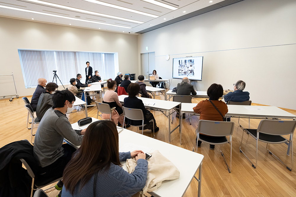 制作実演講座「デジタルとアナログによるリトグラフ作品制作」の様子