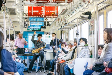 【レポート】田中靖人・白石光隆別所線車内ライブ